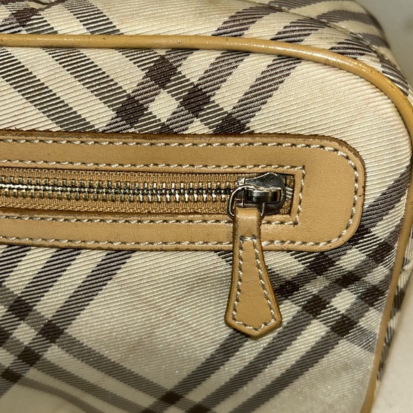 BURBERRY Crossbody Bag - Picture 7 of 12